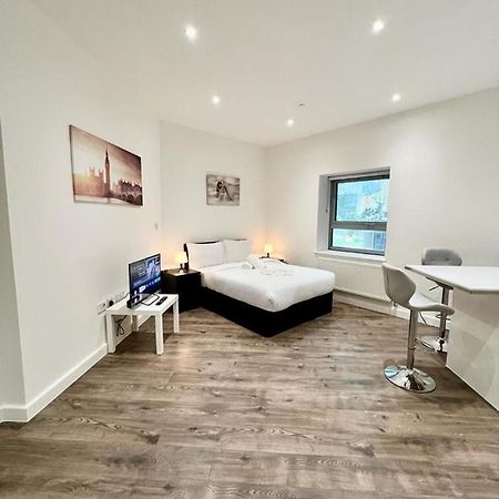 Alarabi Apartments-Studio Flat Croydon Eksteriør billede
